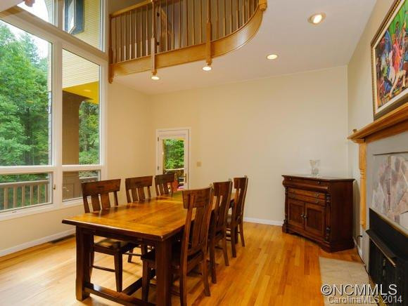 618 Sweet Hollow Road - Photo 7