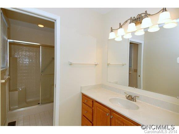 1044 SADDLEBROOK DRIVE - Photo 6