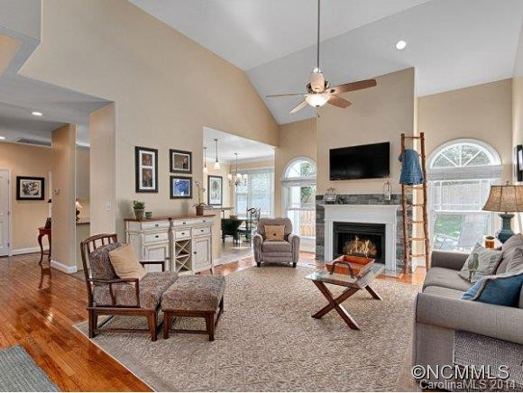 12 AMARETTO DRIVE - Photo 3