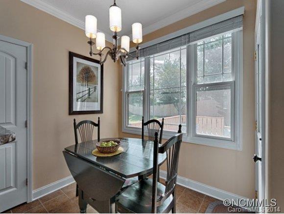 12 AMARETTO DRIVE - Photo 8