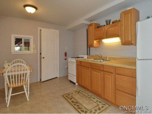 217 CHILDS DRIVE - Photo 15