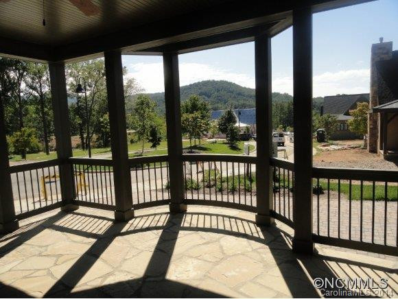 15 Chantilly Drive - Photo 2