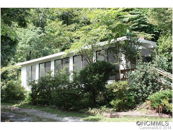 2226 US Hwy 176