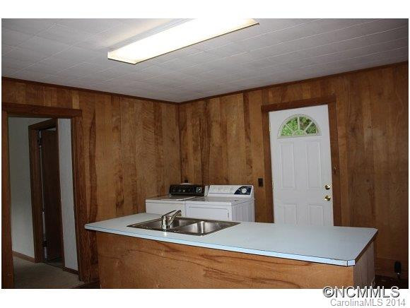 2226 US Hwy 176 - Photo 11