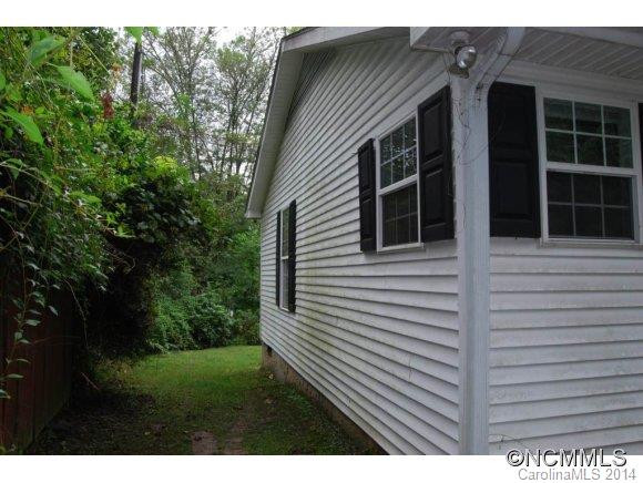 61 Rhododendron Dr - Photo 2