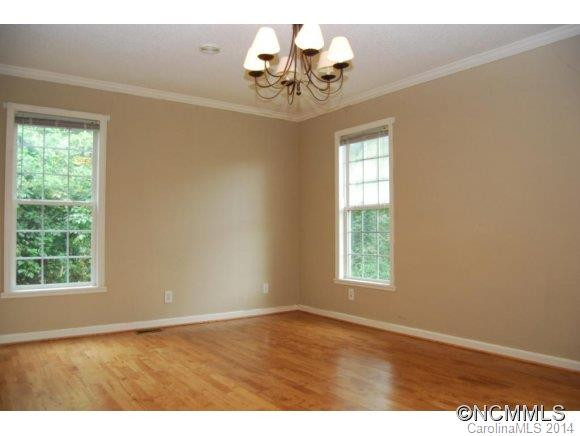 61 Rhododendron Dr - Photo 8
