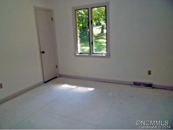 136 Pleasant Hill Road - Photo 10