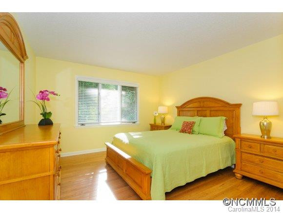 441 Crowfields Drive - Photo 14