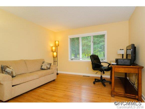 441 Crowfields Drive - Photo 15