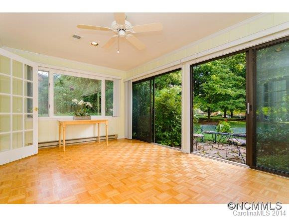 441 Crowfields Drive - Photo 3