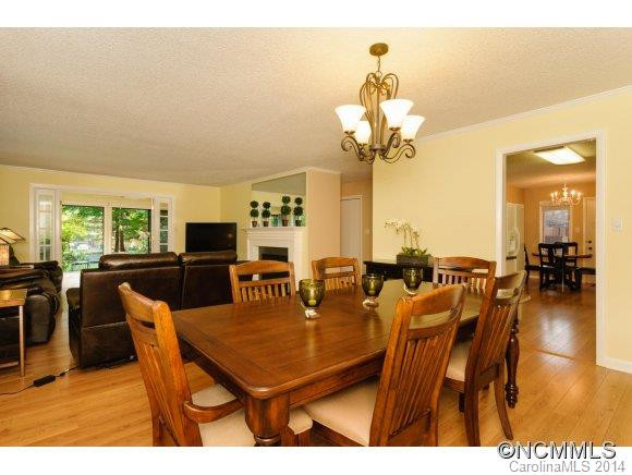 441 Crowfields Drive - Photo 6