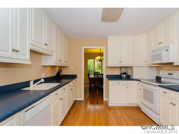 441 Crowfields Drive - Photo 7