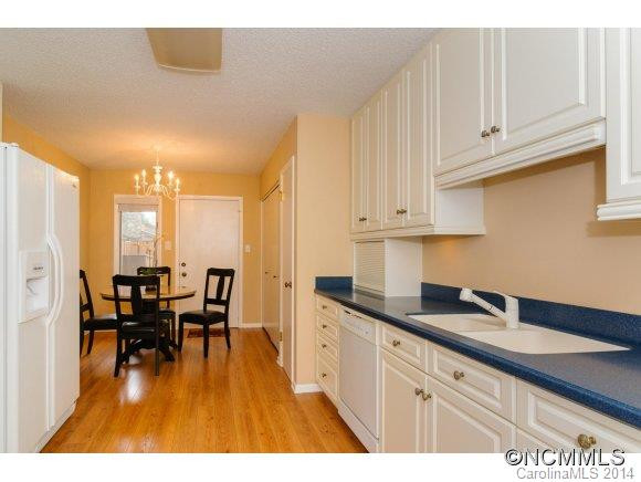 441 Crowfields Drive - Photo 8