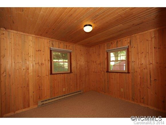 260 Rovingwood Drive - Photo 11