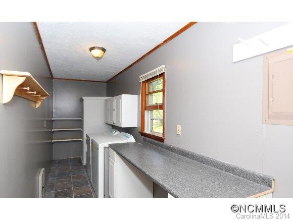 260 Rovingwood Drive - Photo 13