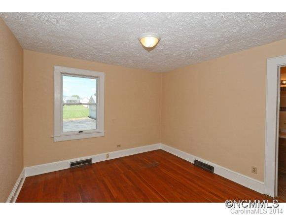29 Paul Holland Rd - Photo 11