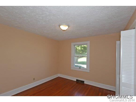 29 Paul Holland Rd - Photo 16