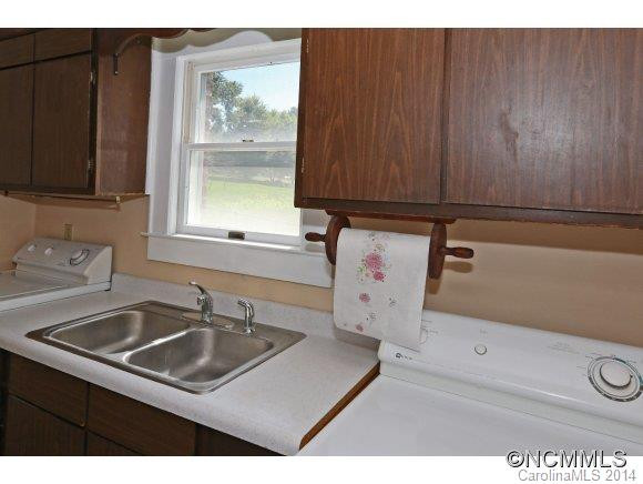 29 Paul Holland Rd - Photo 8