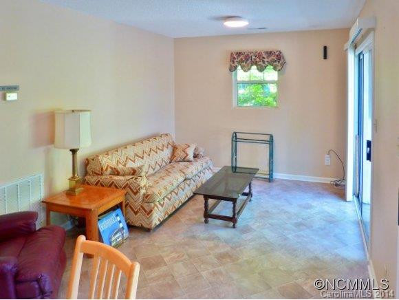 159 PLEASANT CIRCLE - Photo 3