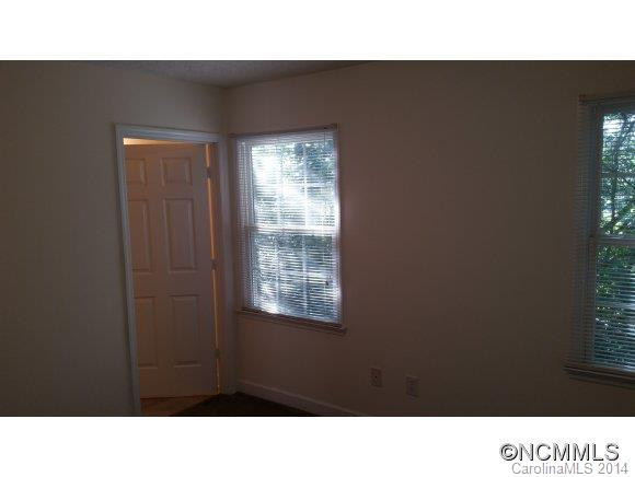 21 BROADVIEW DR - Photo 6