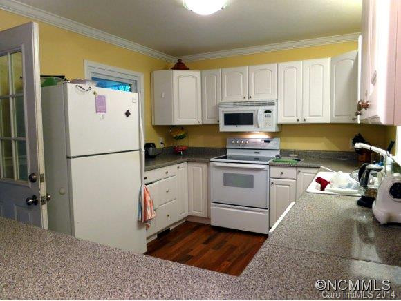 526 Azalea Avenue - Photo 12