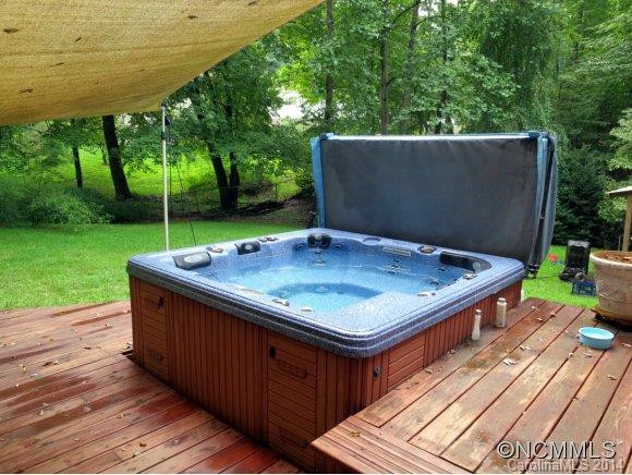 526 Azalea Avenue - Photo 3