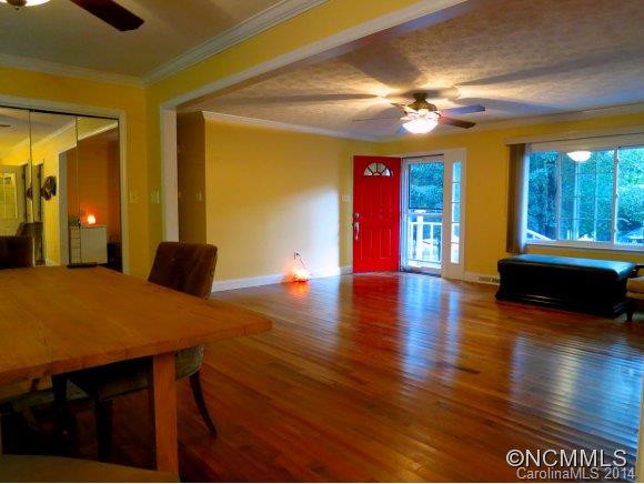 526 Azalea Avenue - Photo 6