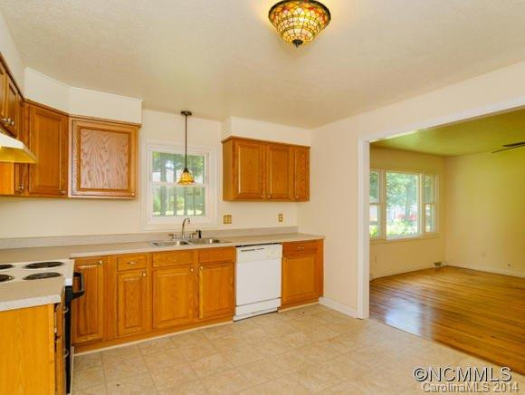 207 S. Oconeechee Ave - Photo 3
