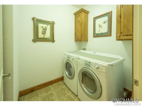 281 Usgewi Court - Photo 14