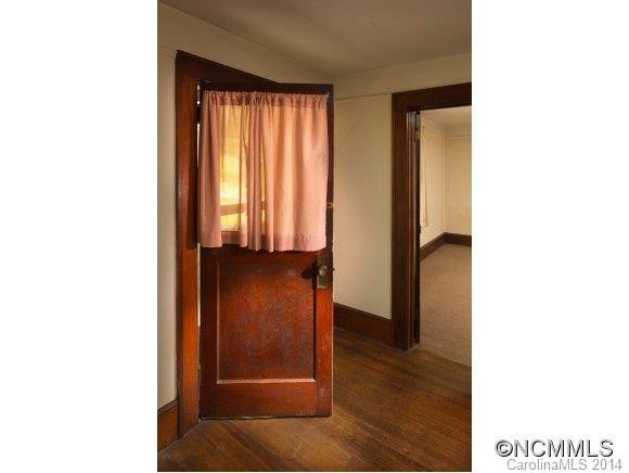 18 North Street - Photo 5