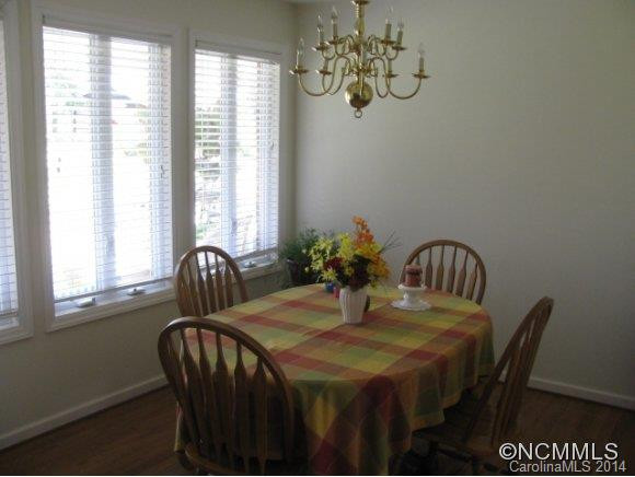 545 Shytle Road - Photo 2