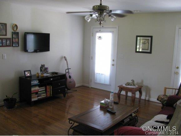 545 Shytle Road - Photo 3
