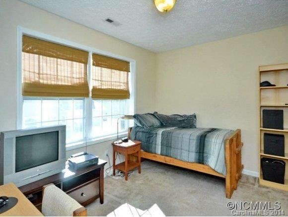 106 LOCH HAVEN ROAD - Photo 13