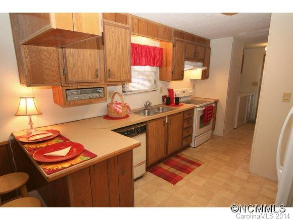 28 Woodscape Drive - Photo 14