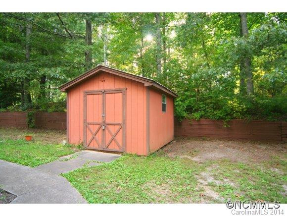 28 Woodscape Drive - Photo 24