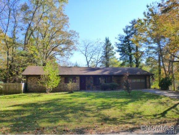 10 RUGBY KNOLL DRIVE