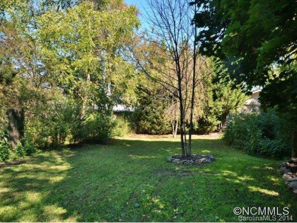 109 PENNSYLVANIA AVE - Photo 16