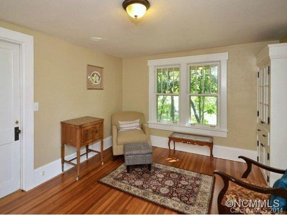 109 PENNSYLVANIA AVE - Photo 5