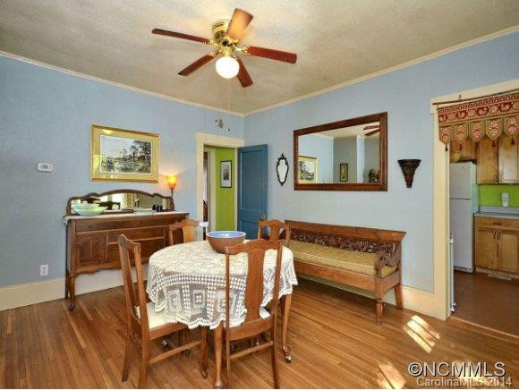 109 PENNSYLVANIA AVE - Photo 9