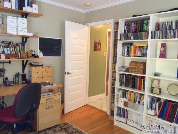 1 Western View Street - Photo 13