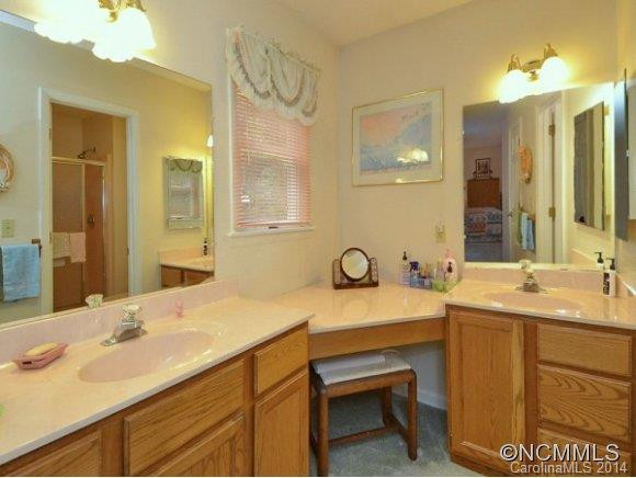 100 CREEKSTONE LANE - Photo 11