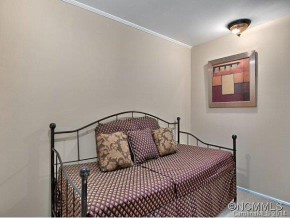 87 PERSHING ROAD - Photo 21