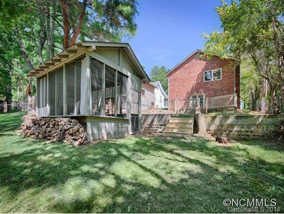 87 PERSHING ROAD - Photo 24