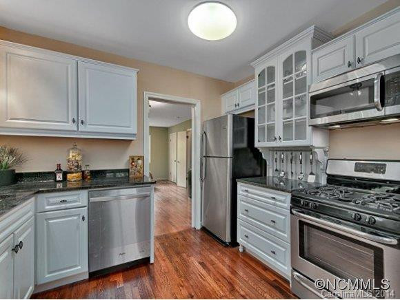 87 PERSHING ROAD - Photo 7