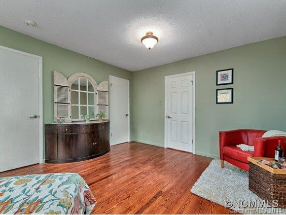 87 PERSHING ROAD - Photo 9