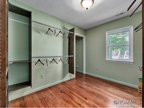 87 PERSHING ROAD - Photo 10