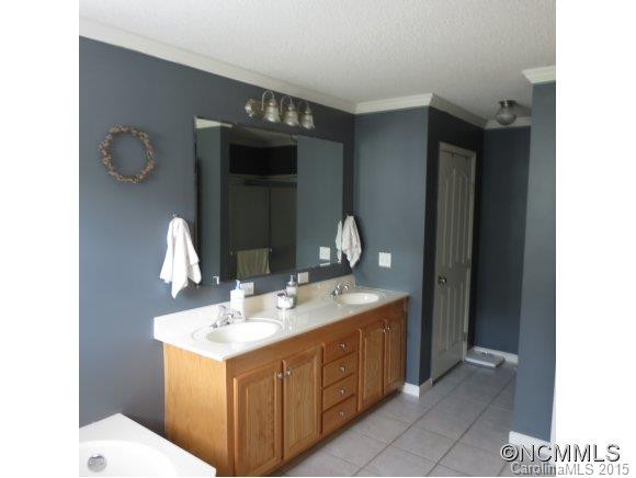 60 MacDougall Lane - Photo 11