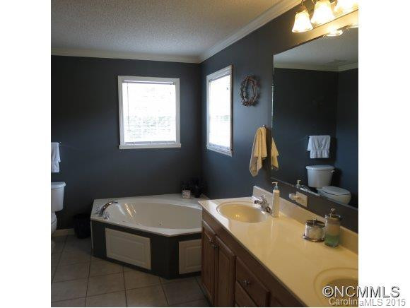 60 MacDougall Lane - Photo 10