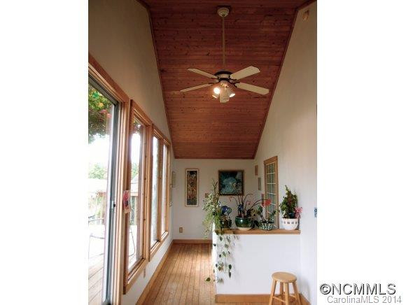 10 Metcalf Street - Photo 15