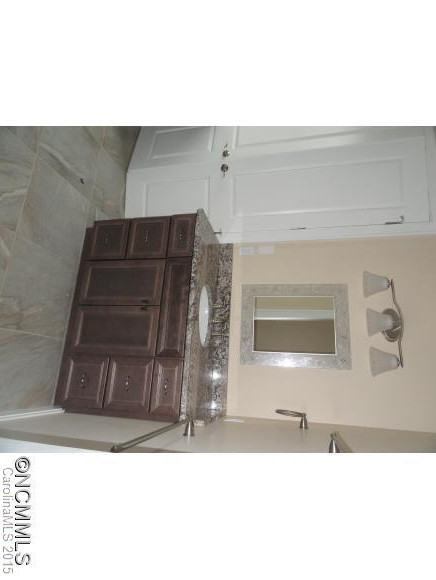 19 Chantilly Drive - Photo 14
